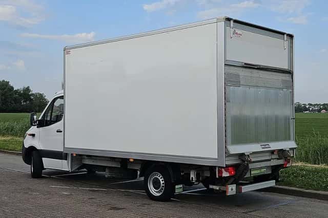 Mercedes-Benz Sprinter (2021) thumbnail 5