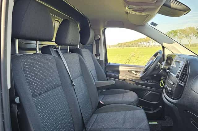 Mercedes-Benz Vito (2024) thumbnail 6