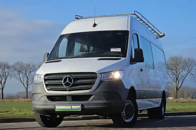 Mercedes-Benz Sprinter (2020) thumbnail 1