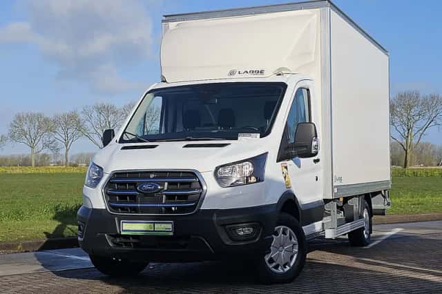 Ford E-Transit (2025) thumbnail 1