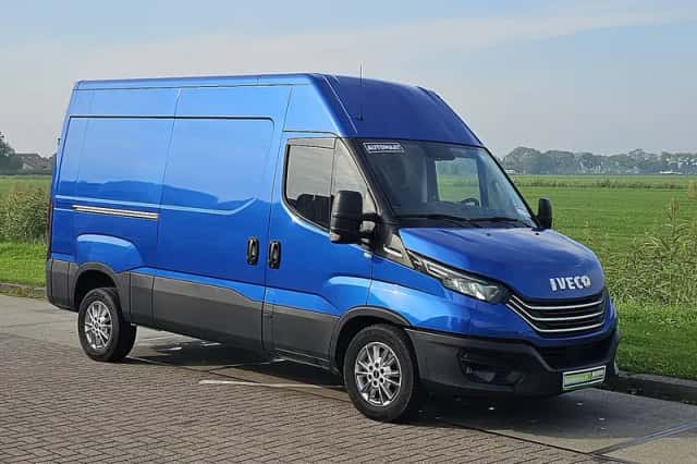Iveco Daily (2022) thumbnail 4