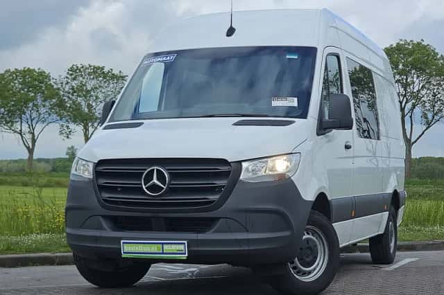 Mercedes-Benz Sprinter (2021) thumbnail 1