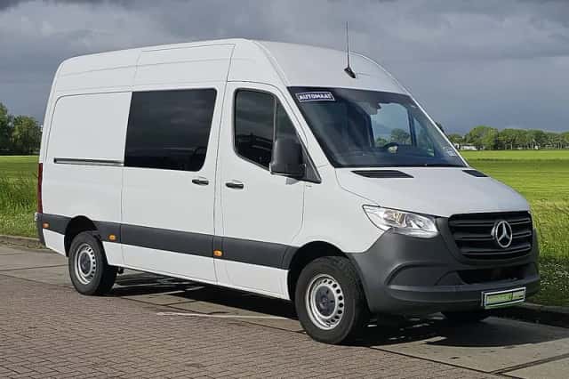 Mercedes-Benz Sprinter (2021) thumbnail 4