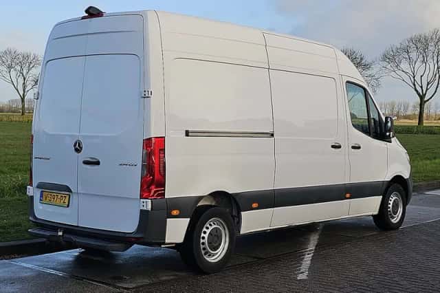 Mercedes-Benz Sprinter (2018) thumbnail 3