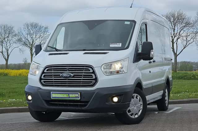Ford Transit (2016) thumbnail 1