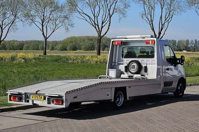 Opel Movano (2018) thumbnail 3
