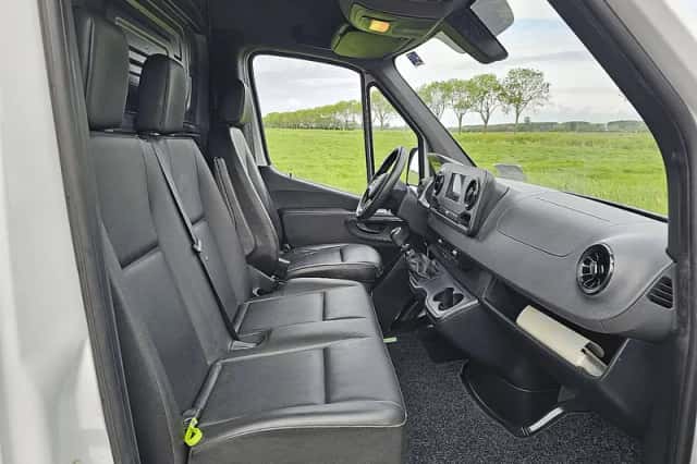 Mercedes-Benz Sprinter (2021) thumbnail 6