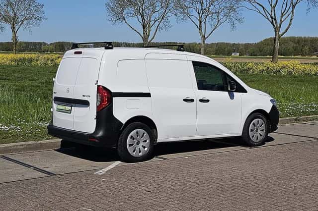 Mercedes-Benz Citan (2022) thumbnail 3