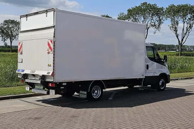 Iveco Daily (2024) thumbnail 3
