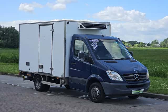Mercedes-Benz Sprinter (2013) thumbnail 4