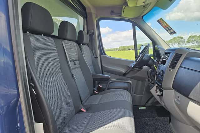 Mercedes-Benz Sprinter (2013) thumbnail 6