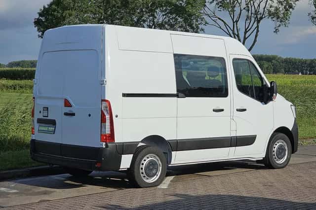 Renault Master (2022) thumbnail 3