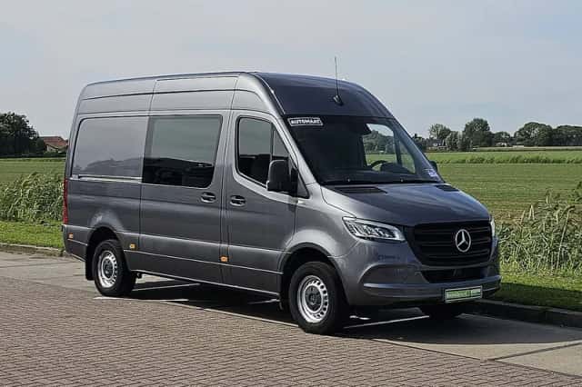 Mercedes-Benz Sprinter (2021) thumbnail 4