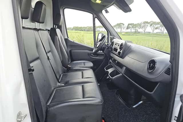 Mercedes-Benz Sprinter (2021) thumbnail 6