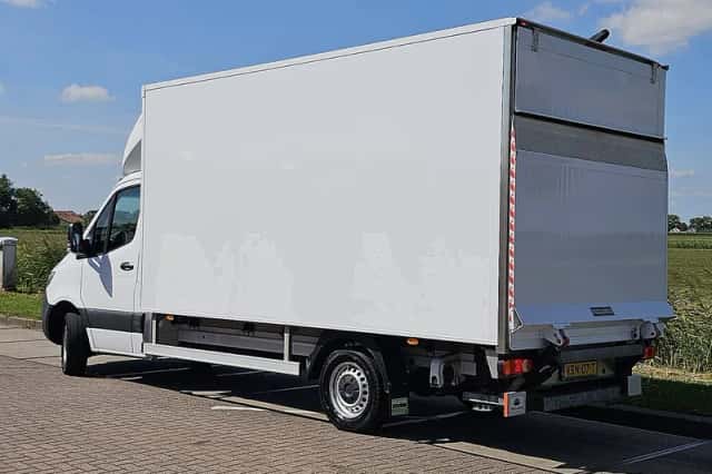 Mercedes-Benz Sprinter (2022) thumbnail 5