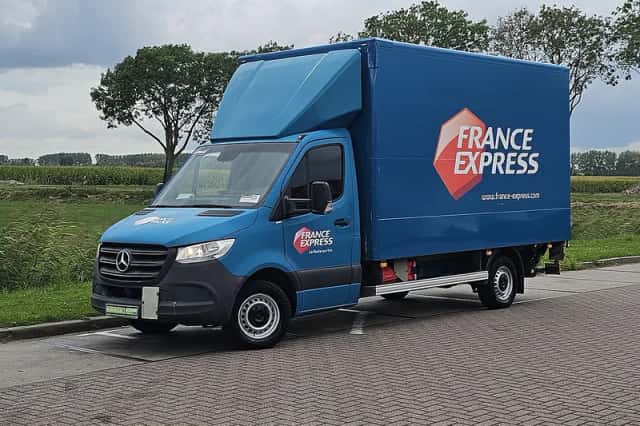 Mercedes-Benz Sprinter (2021) thumbnail 2