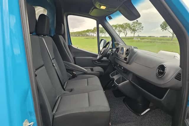 Mercedes-Benz Sprinter (2021) thumbnail 6
