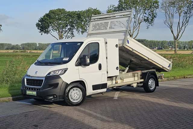 Peugeot Boxer (2020) thumbnail 2