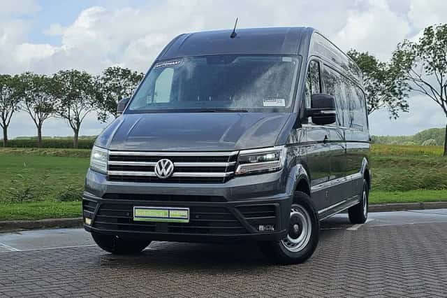 Volkswagen Crafter (2021) thumbnail 1