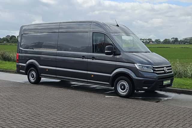 Volkswagen Crafter (2021) thumbnail 4