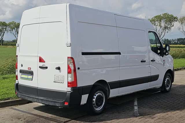 Renault Master (2020) thumbnail 3