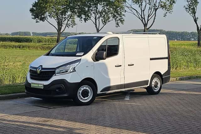 Renault Trafic (2021) thumbnail 2