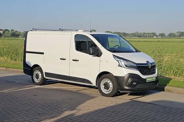 Renault Trafic (2021) thumbnail 4