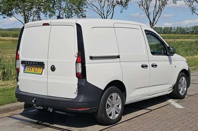 Volkswagen Caddy (2021) thumbnail 3