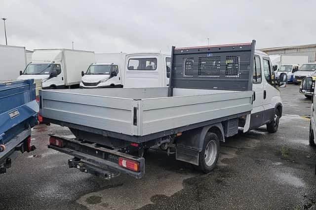 Iveco Daily (2024) thumbnail 3