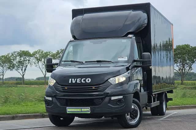 Iveco Daily (2016) thumbnail 1