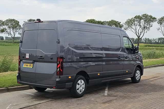 Renault Master (2024) thumbnail 3