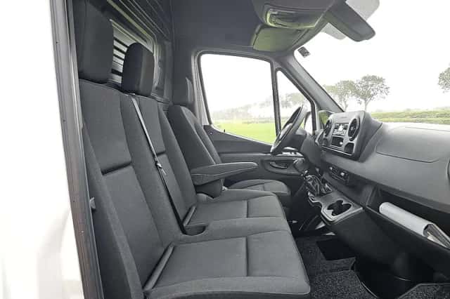 Mercedes-Benz Sprinter (2020) thumbnail 6