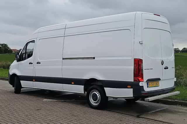Mercedes-Benz Sprinter (2020) thumbnail 5
