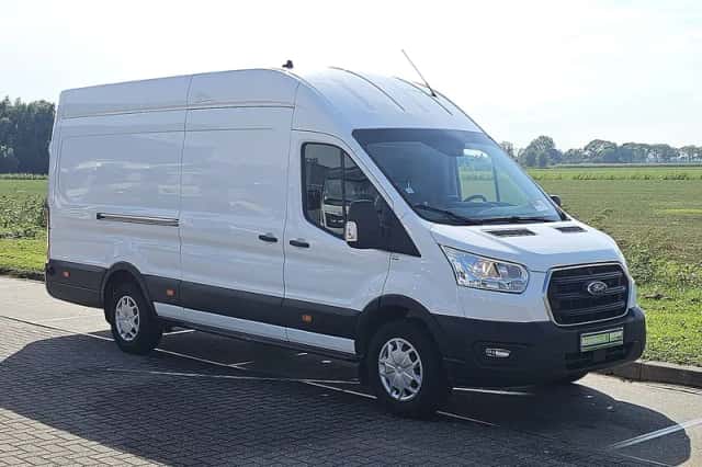Ford Transit (2020) thumbnail 4