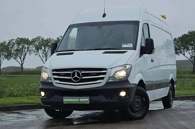 Mercedes-Benz Sprinter (2018) thumbnail 1