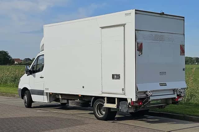 Mercedes-Benz Sprinter (2010) thumbnail 5