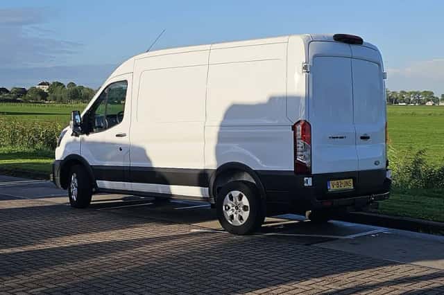 Ford Transit (2024) thumbnail 5