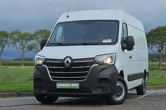 Renault Master (2023) thumbnail 1