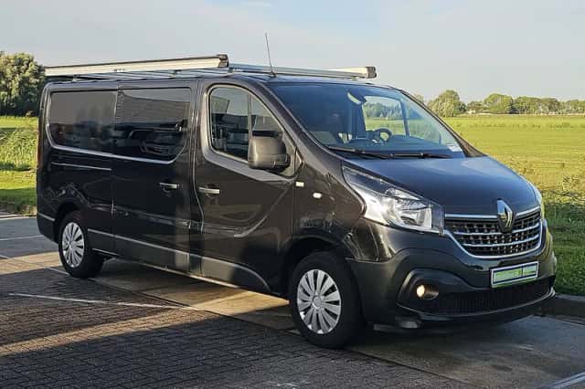 Renault Trafic (2021) thumbnail 4