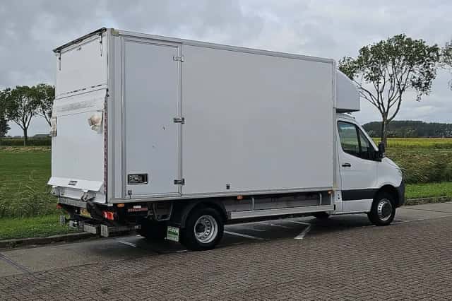Mercedes-Benz Sprinter (2020) thumbnail 3