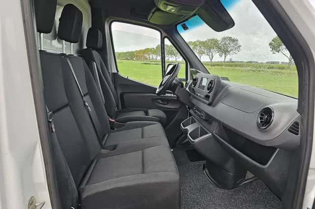 Mercedes-Benz Sprinter (2020) thumbnail 6