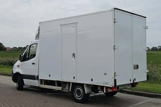 Mercedes-Benz Sprinter (2021) thumbnail 5