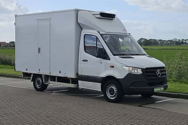 Mercedes-Benz Sprinter (2021) thumbnail 4