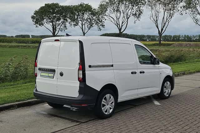 Volkswagen Caddy (2021) thumbnail 3