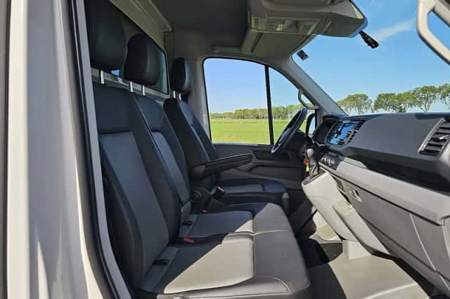 Volkswagen Crafter (2024) thumbnail 6