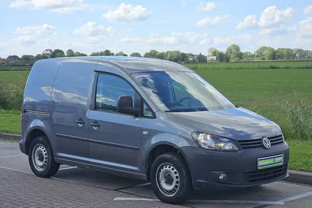 Volkswagen Caddy (2014) thumbnail 4