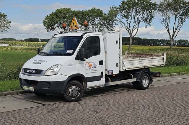 Iveco Daily (2010) thumbnail 2