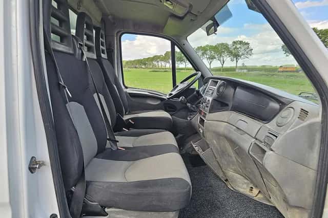 Iveco Daily (2010) thumbnail 6
