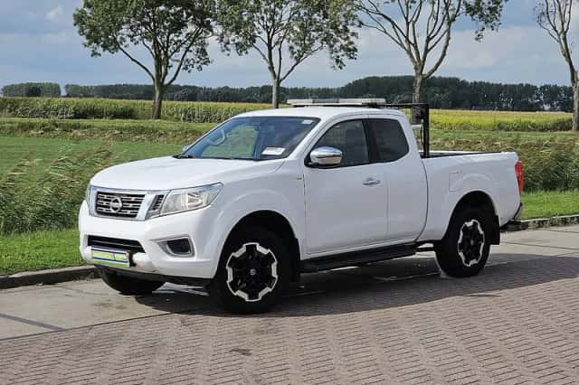 Nissan Navara (2019) thumbnail 2