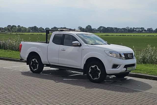 Nissan Navara (2019) thumbnail 4